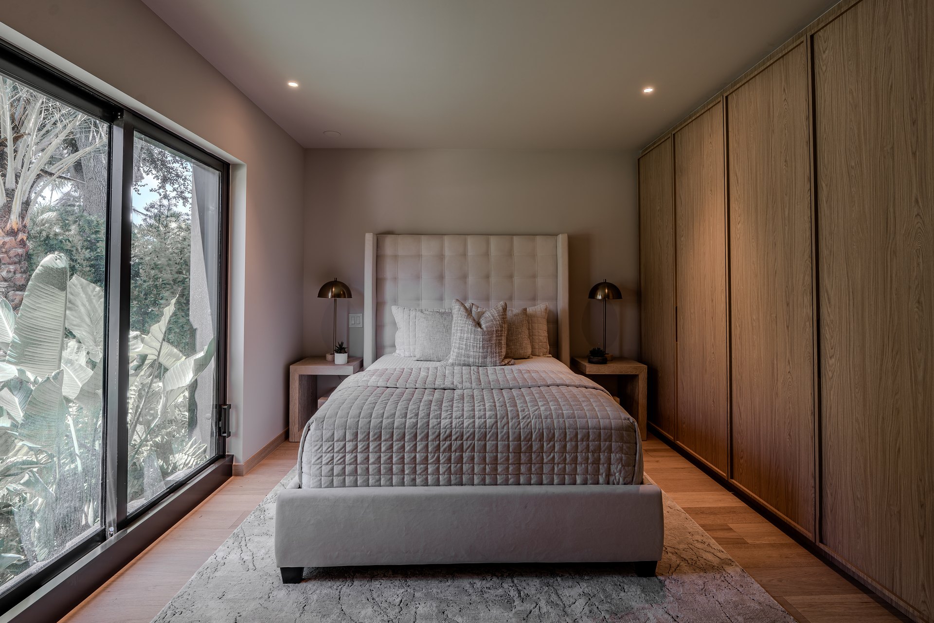 72 — bedroom by the garden