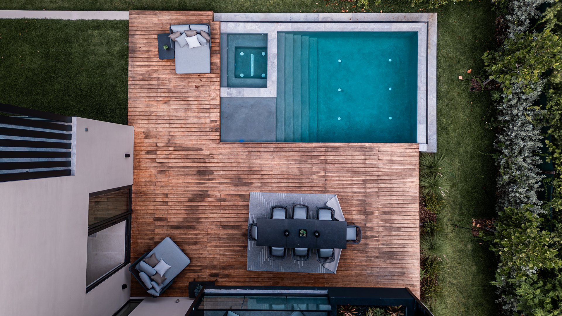 Jefferson — pool deck aerial