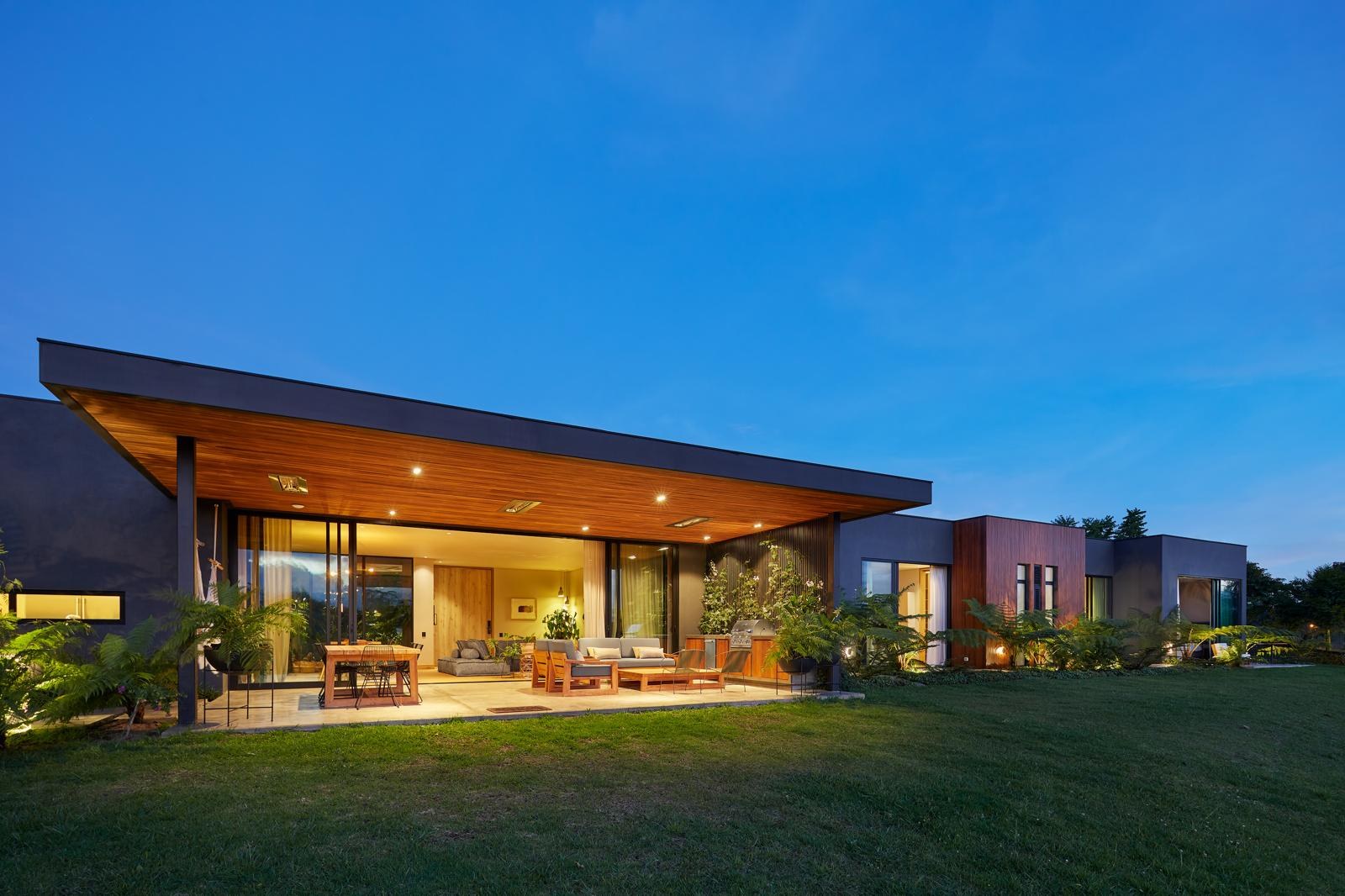 118 — completed residence, photographed on site