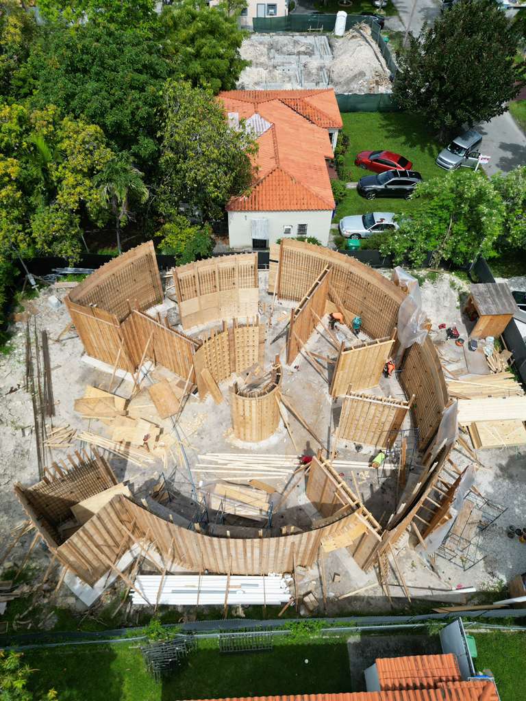 211 — under construction, Miami