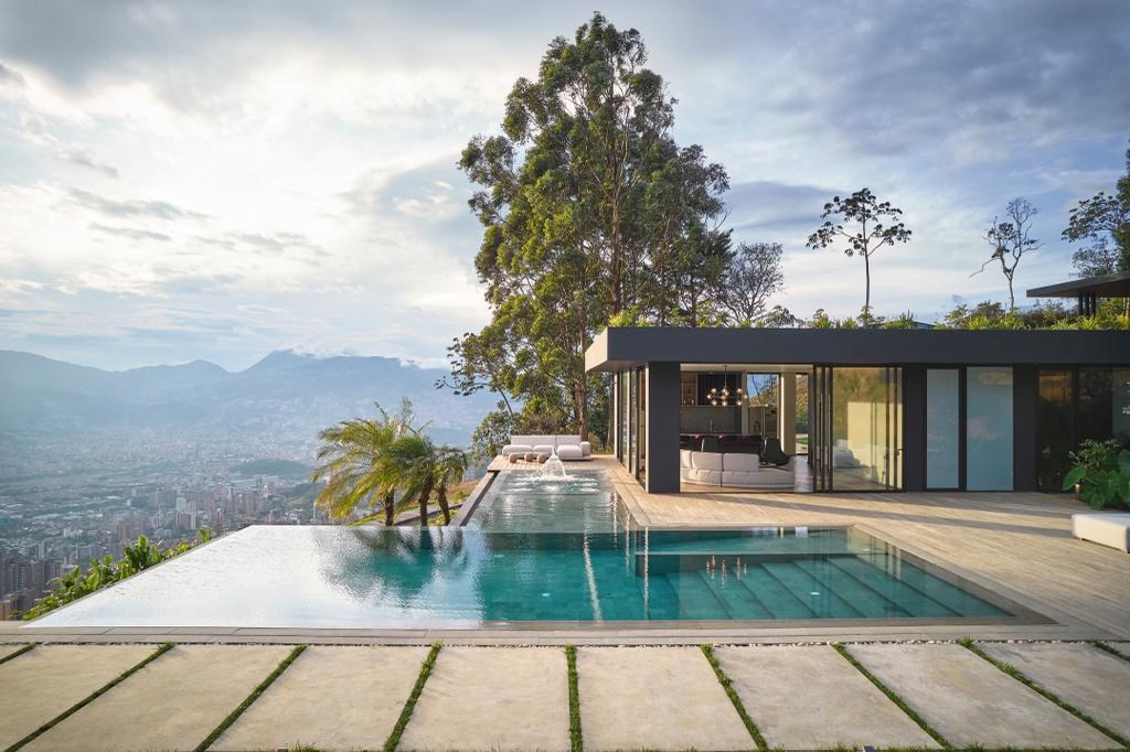 36 — completed residence, photographed on site