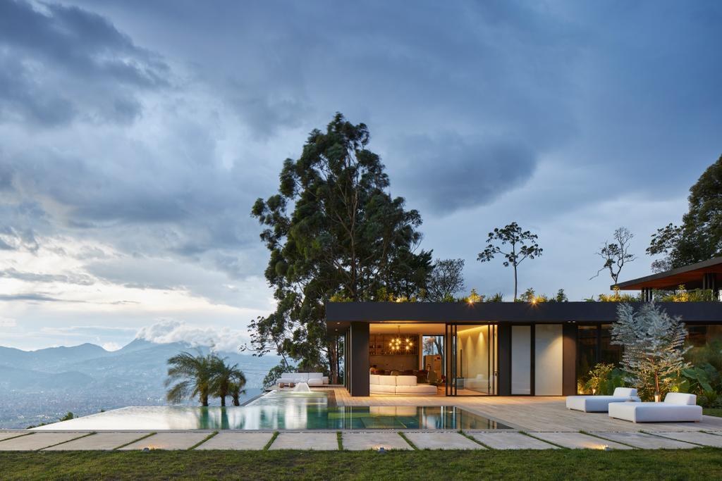 36 — completed residence, photographed on site