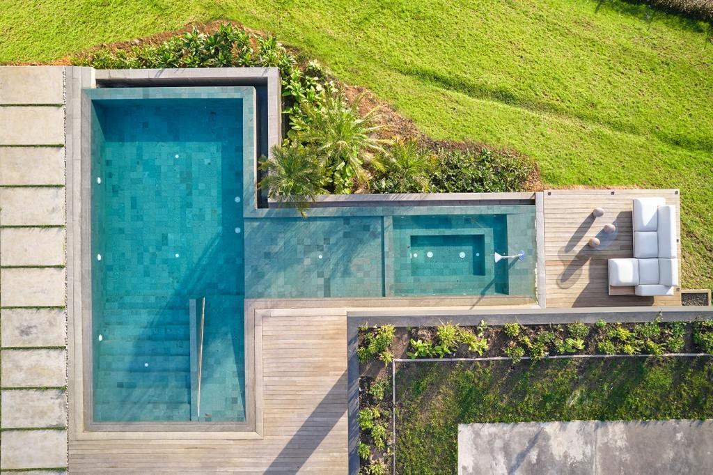 36 — completed residence, photographed on site