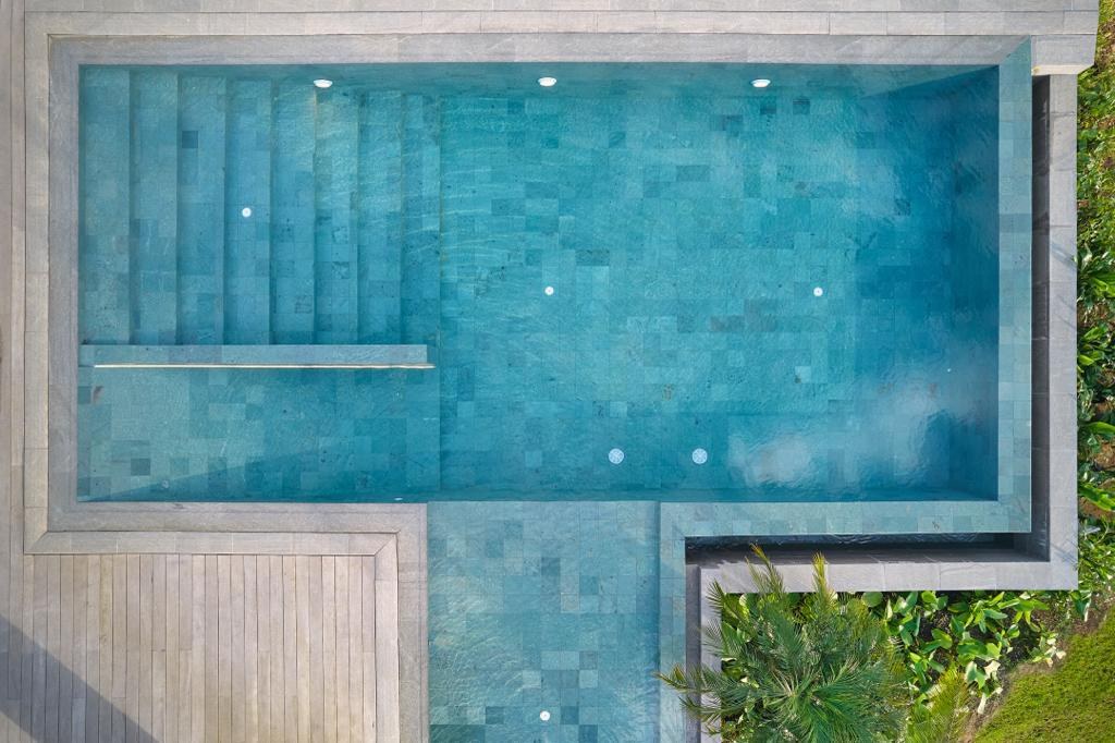 36 — completed residence, photographed on site