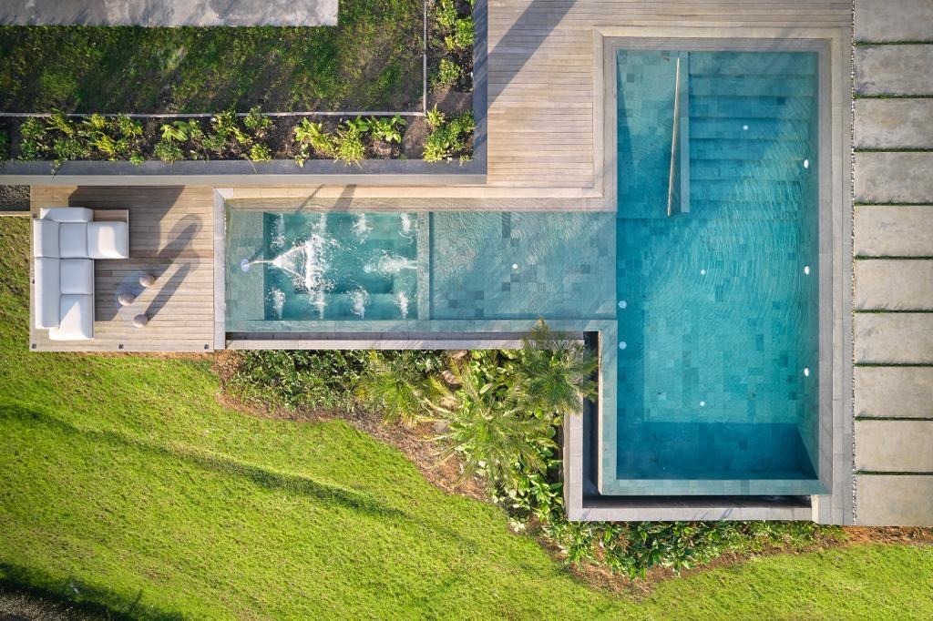 36 — completed residence, photographed on site