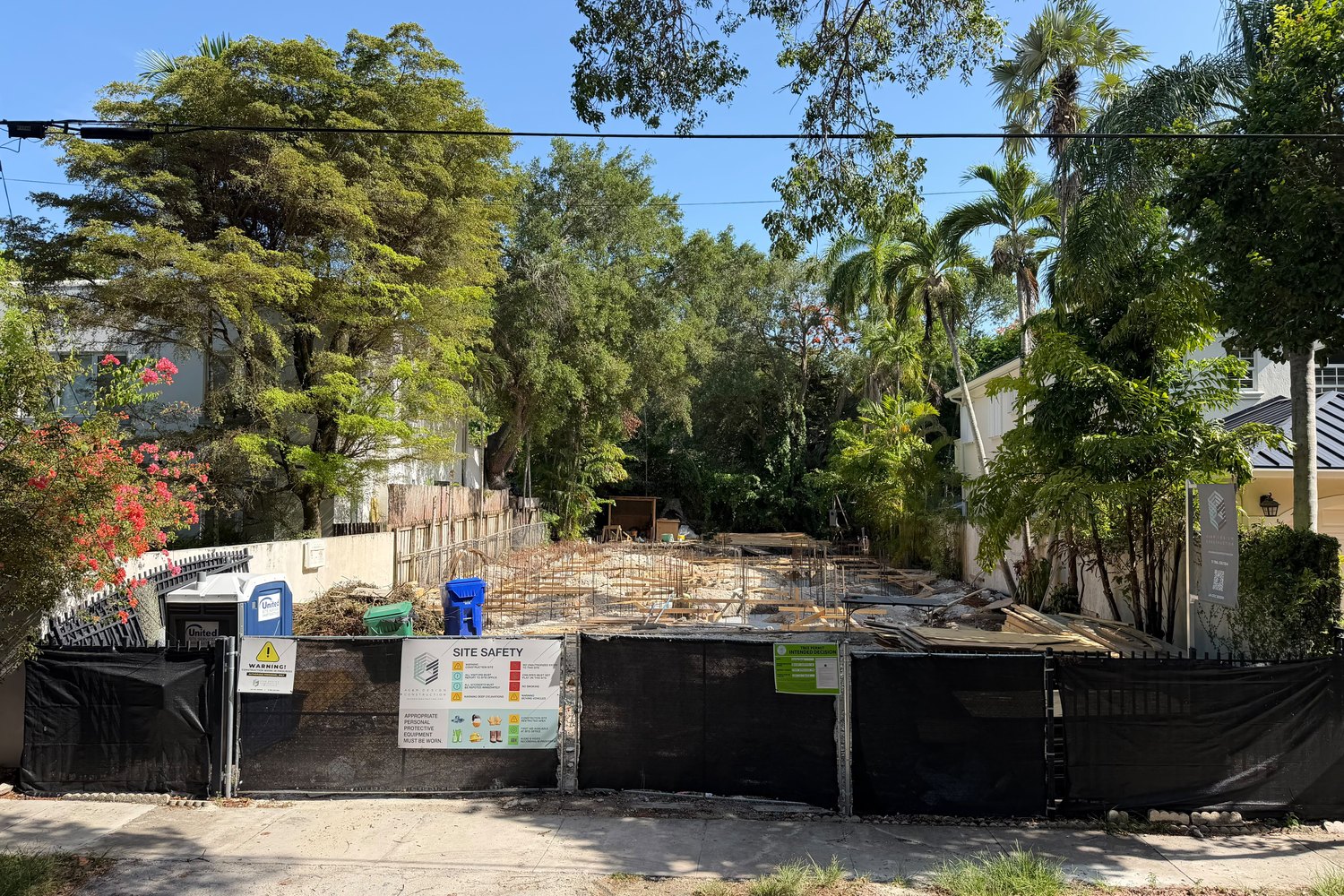 Española — foundation on site behind the safety fence, Coconut Grove — under construction